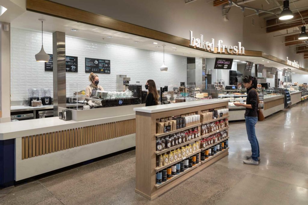 [White Paper] The Fluid, Sustainable Future of Retail
