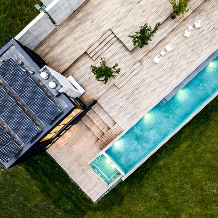 Three Pond Residence
