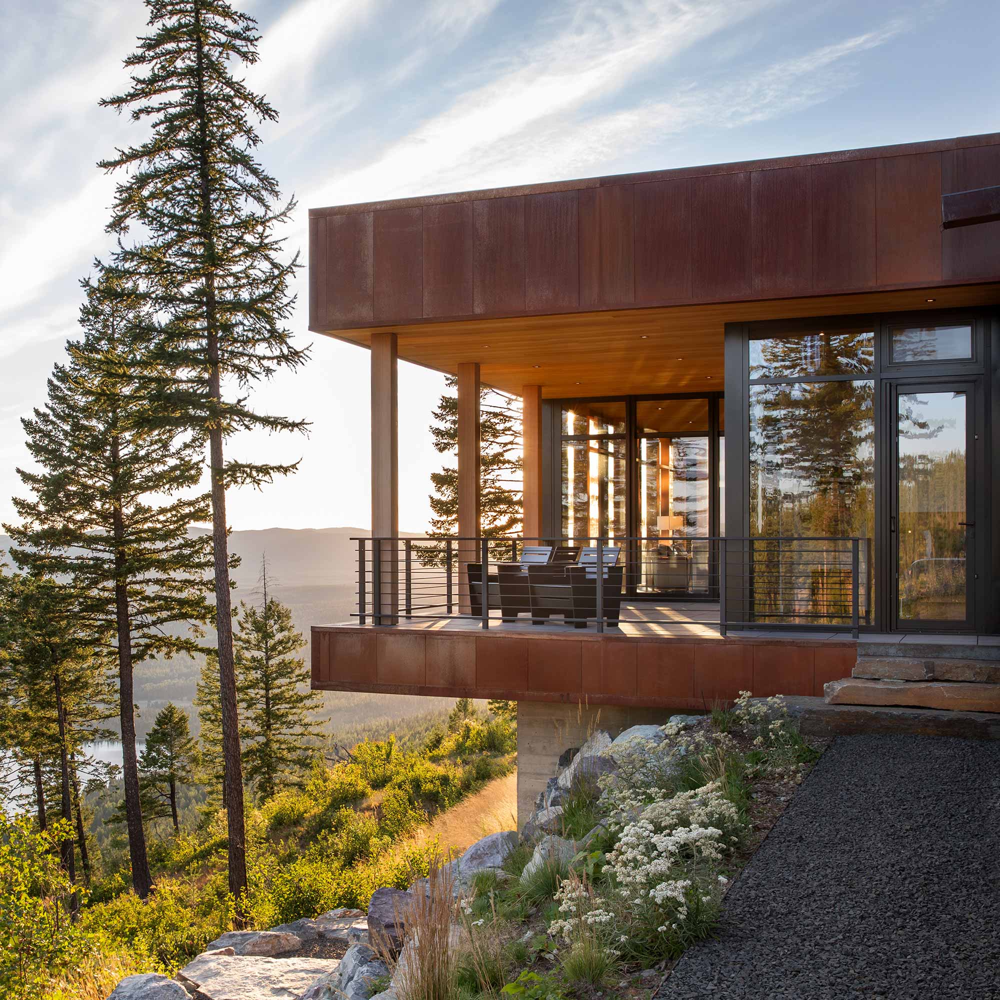 Cliffhanger House
