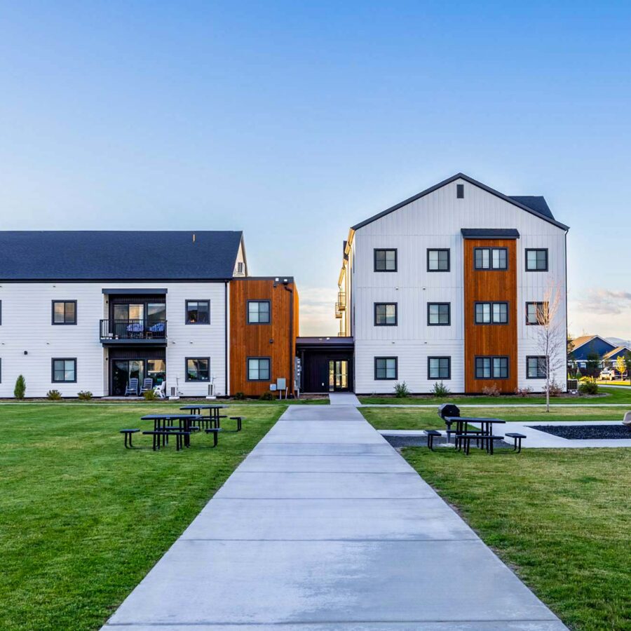 Silverbrook Apartments